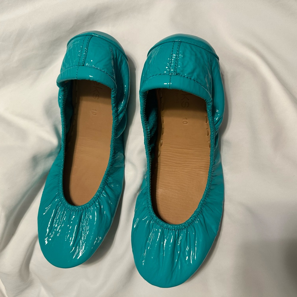 Tiek Blue shoes.